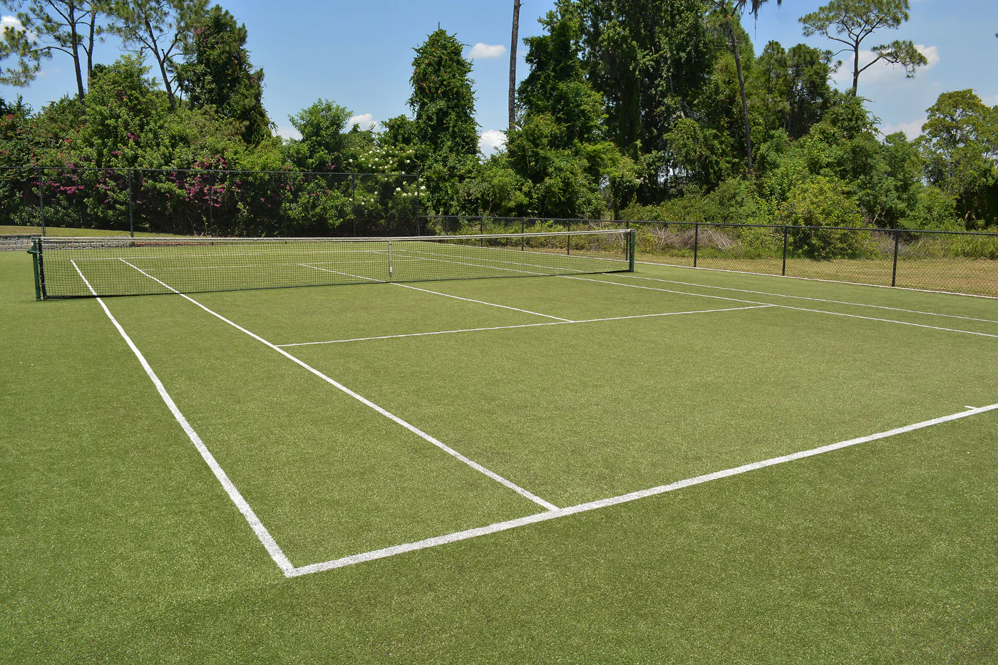 Annika S&ouml;renstam's Backyard Tennis Court